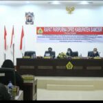 Bupati Samosir Hadiri Rapat Paripurna Pembahasan dan Persetujuan bersama atas Ranperda Pengakuan dan Perlindungan Masyarakat Hukum Adat, Tanah Ulayat Batak dan Pemanfaatannya