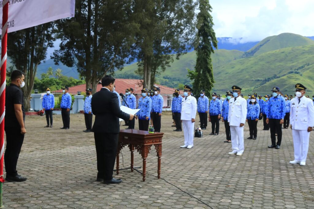 Bupati Samosir melantik 21 pejabat Admininstrator dan 119 pejabat pengawas dilingkungan Pemkab samosir
