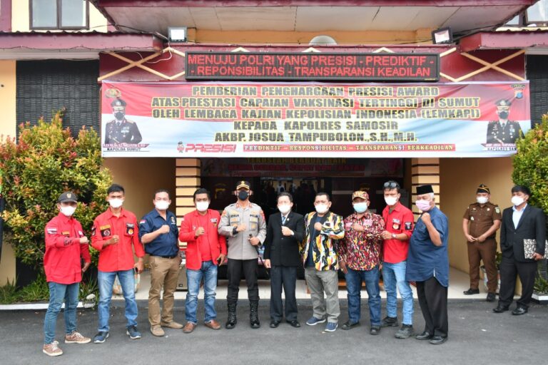 Samosir raih penghargaan dari Lembaga Kajian Kepolisian Indonesia (LEMKAPI)