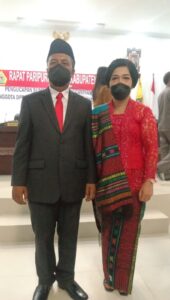 RAPAT PARIPURNA DPRD KABUPATEN SAMOSIR DALAM RANGKA PENGUCAPAN SUMPAH PAW ANGGOTA DPRD KABUPATEN SAMOSIR MASA JABATAN 2019-2024