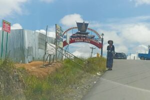 Pagar Seng Milik PT BUK Siosar Dirusak Sekelompok Warga