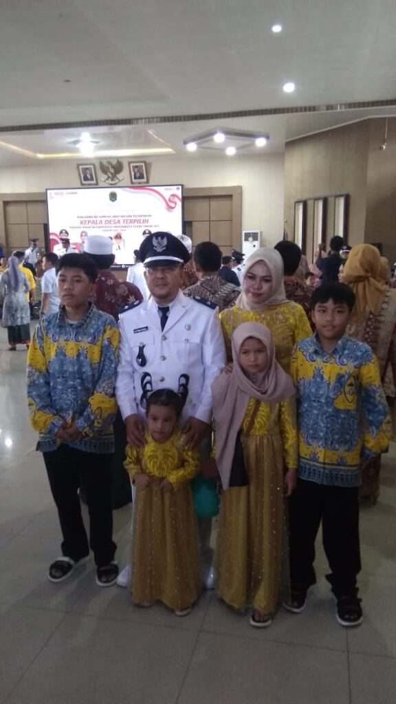 Sahrul Hidayat Kembali Dilantik Menjadi Kepala Desa Si Dua Dua Dan Berhasil Menjabat Dua Periode