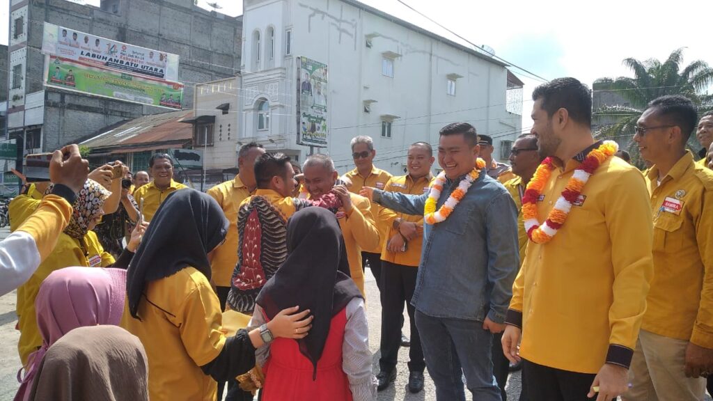 Resmikan Kantor Baru DPC Labura Arly Simangunsong Bertekad Raih Ketua DPRD