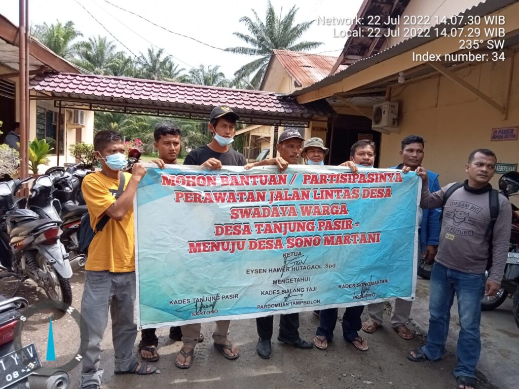 PERWAKILAN  WARGA   DUSUN PULO GAMBUT DUA DESA SUKARAME BARU DATANGI KANTOR POLSEK KUALUH HULU