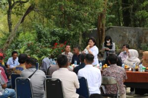 Komisi E DPRD Provsu Kunker Ke Cagar Budaya Putri Hijau Desa Sukanalu