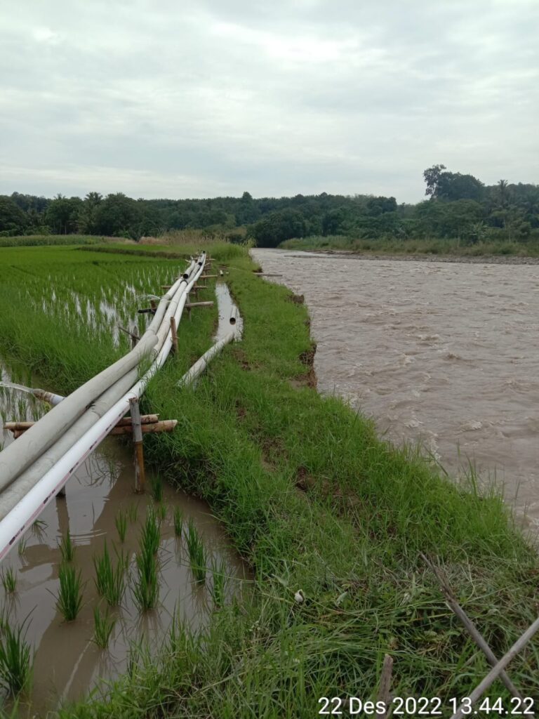 Galian C Bantaran Sungai Batangtoru Resahkan Warga