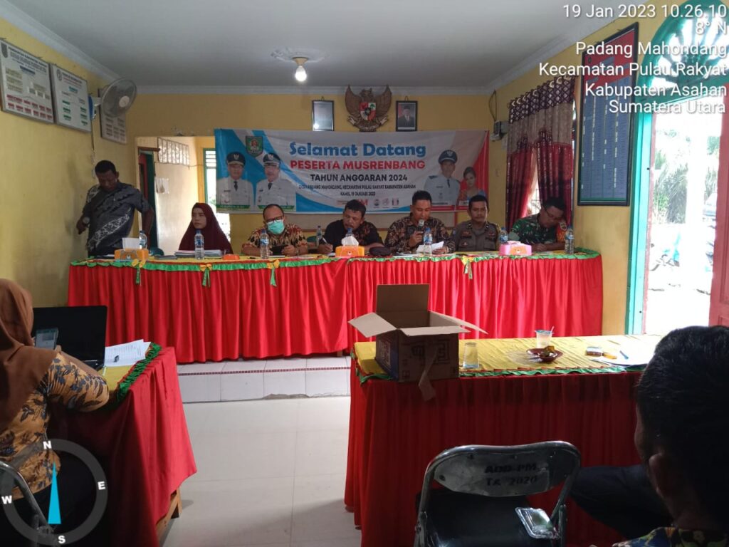 Jalankan Perannya, Bhabinkamtibmas Polsek Pulau Raja Hadir Musrenbang di Padang Mahondang