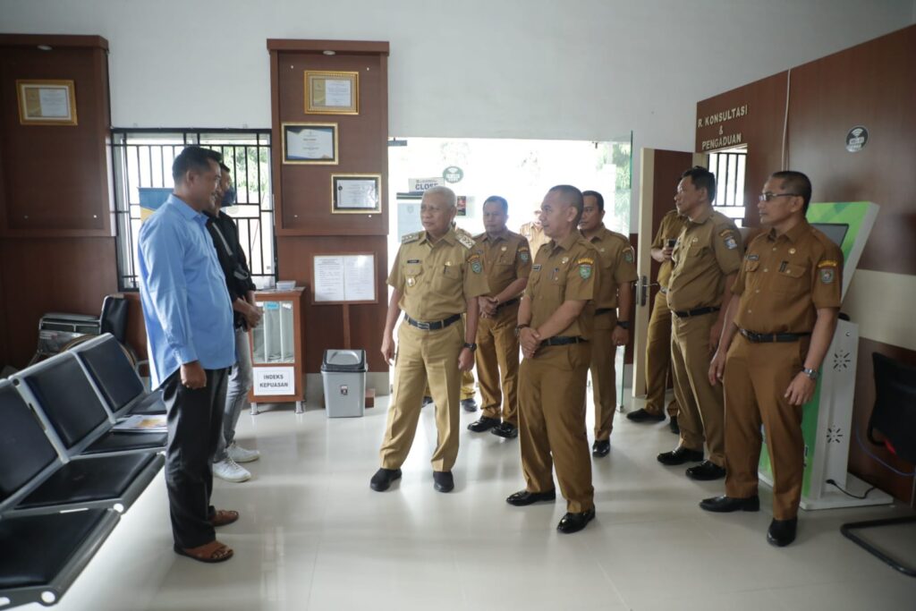 Bupati Asahan Pantau Pelaksanaan Hari Pertama Kerja Tahun 2023