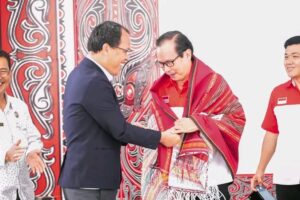 Ketua Umum Perhimpunan INTI Lihat Pembelajaran Gasing di Humbang Hasundutan