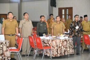 Wakil Bupati Labura Membuka Acara FGD Penyusunan Rencana Aksi Daerah Kelapa Sawit Berkelanjutan