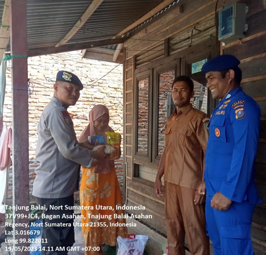 Melalui Program “BERKAH” Satpolairud Polres Asahan Berikan Bantuan Sembako
