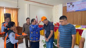 Setda Beri Penyuluhan Petugas Parkir Kabupaten Karo Di Suite Pakar Hotel