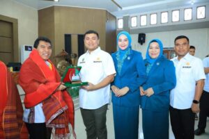 Dikunjungi Tim Penilai MKK BKKBN, Bupati Paparkan Capaian Program Bangga Kencana