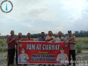 Personel Polsek Kota Kisaran Jumat Curhat Dengan Kelompok Tani Sidoarjo
