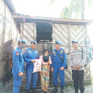 Peduli Sat Polairud Polres Asahan Gelar Bansos