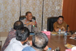 Kapolres Asahan Laksanakan Mediasi Sengketa Lahan Antara PT SPR dengan Kelompok Tani