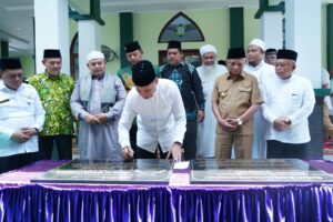 Wagubsu Bersama Bupati Asahan Resmikan Mesjid Istiqomah Al Musannif