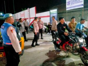 Jaga Kondusifitas, Kapolsek Kota Kisaran Betsama Personel Laksanakan