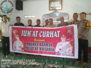 Polsek Kota Kisaran Jumat Curhat Bersama Jemaah Masjid Al-Huda