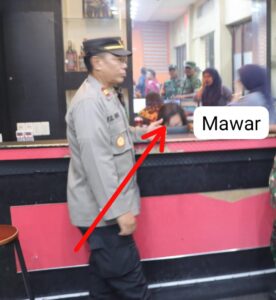 Karaoke Tree Diduga Dibekap  oknum TNI Dan Wartawan