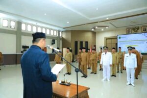 Bupati LABURA Lantik pejabat eselon II,III dan IV
