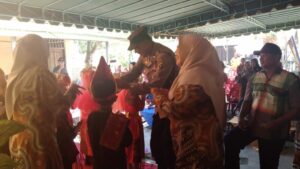 Personel Polsek Air Joman Hadiri Wisuda TK AL Khairany