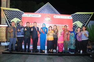 Bupati Labura Terima Penghargaan MKK