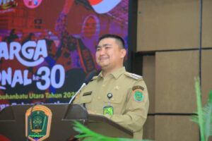 Tunjang Kinerja Penyuluh KB, Bupati Labura Serahkan 8 Unit Kendaraan Operasional