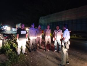Dalam rangka antisipasi 3C dan balap liar Personel Polsek Air Batu lakukan patroli blue light