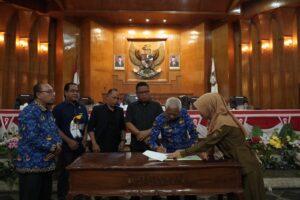 Bupati Asahan Sampaikan Pendapat Akhir Pada Rapat Paripurna DPRD Kabupaten Asahan