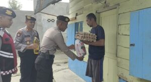 Ujudkan Progam Berkah Melalui Jemari Sipope Kasat Samapta Polres Asahan Berikan Bantuan Sembako