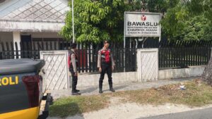 Jelang Pemilu Sat Samapta Polres Asahan Patroli Kantor Panwaslu dan Kantor KPU