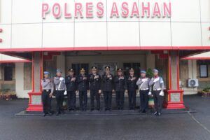 Meski Diguyur Hujan Semangat Upacara ke 78 HUT RI di Polres Asahan Tak Tergoyahkan