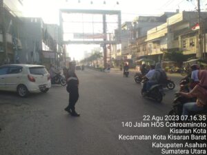 Personil Polsek Bandar Pasir Mandoge melaksanakan kegiatan Strong Point