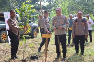 Kapolres Asahan Bersama Forkopimda Laksanakan Penanaman Pohon Polri Lestarikan Negeri Penghijauan Sejak Din