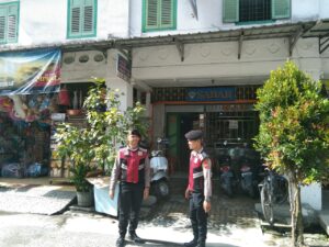 Satsamapta Polres Asahan Patroli R2 di Daerah Pasar