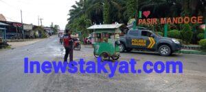 Personil Polsek Bandar Pasir Mandoge Laksanakan Strong Point