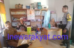 Polsek Kota Kisaran Timur Door to Door System di Kantor Balai Desa Taman Sari