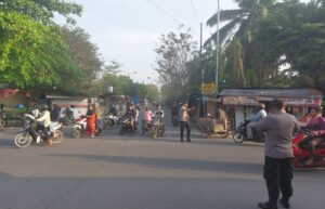 Cegah Kecelakaan Dan Tindak Kriminalitas Personil Polsek Kisaran Laksanakan Strong Point