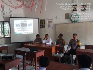 Personil Polsek Air Batu Sosialisas Tentang Bahaya Narkoba