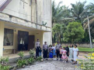 Polsek Bandar Pulau Berikan Pengamanan di 2 Gereja