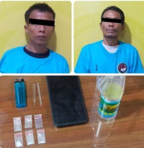 2 Pelaku Diborgol Unit Reskrim Polsek Air Joman Saat Nyabu Didalam Kamar Mandi