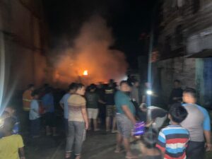 Rumah Semi Perpanen di Aek Loba Hangus Terbakar