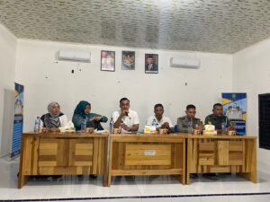 Polsek Prapat Janji Hadiri Rapat Koordinasi Pemerintahan Kecamatan Tinggi Raja