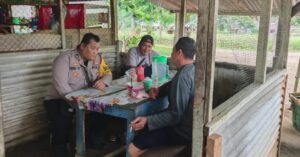 Laksanakan Jumat Curhat di Desa Perkebunan Aek Tarum Ini Keterangan Personil Polsek Bandar Pulau