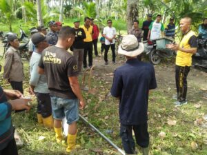 Kapolsek Air Joman Laksanakan Gotong Royong Sekaligus Jumat Curhat