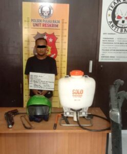 Nekat Masuk Pintu Teras Depan, Pencuri Ini Akhirnya Gol