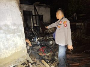 2 Rumah Milik Karyawan PT BSP Kuala Piasa Hangus Terbakar