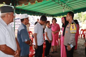 Waka Polres Pimpin Upacara Pemakaman Bhabinkamtibmas Polsek Prapat Janji