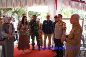 Kapolres Asahan Bersama Forkopimda Kabupaten Asahan Tinjau Pendistribusian Logistik Pemilu 2024 di Kecamatan Simpang Empat